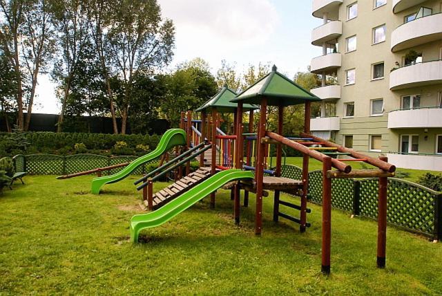 3 Bedrooms Apartment Zoliborz Gwiazdzista Varsó Kültér fotó